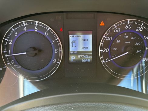 Used 2015 INFINITI QX50 Journey w/ Premium Package RWD image 5