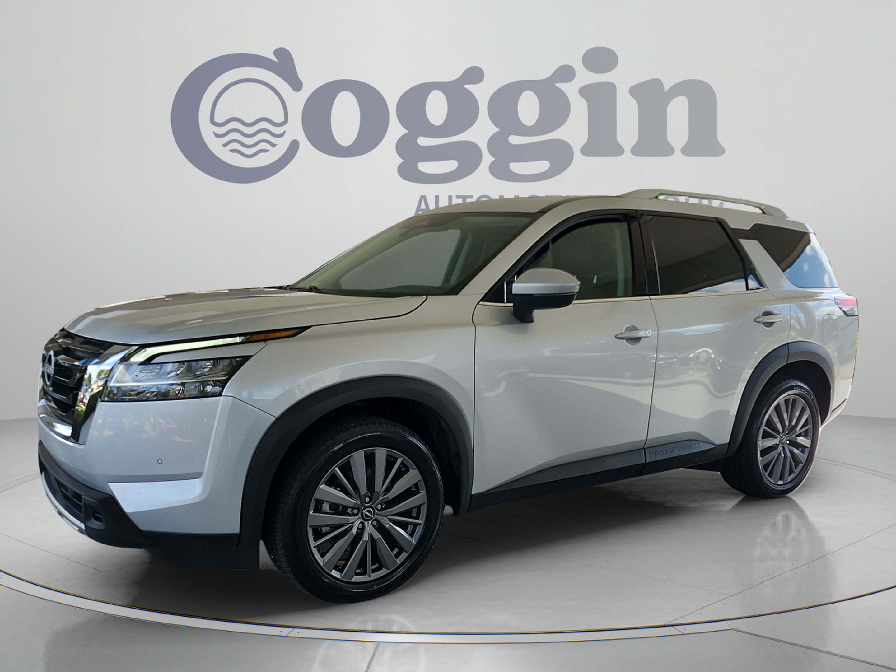 Used 2024 Nissan Pathfinder SL w/ SL Premium Package AWD/4WD image 1
