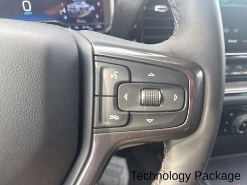 Used 2025 Chevrolet Silverado 2500 ZR2 w/ Technology Package image 24