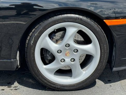 Used 2000 Porsche 911 Carrera RWD image 44