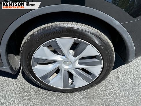 Used 2023 Tesla Model Y Long Range AWD/4WD image 13