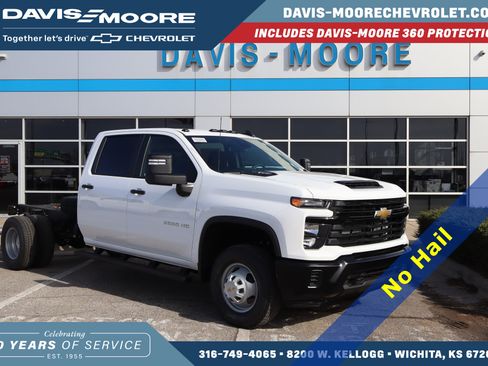 New 2026 Chevrolet Silverado 2500 W/T AWD/4WD image 1