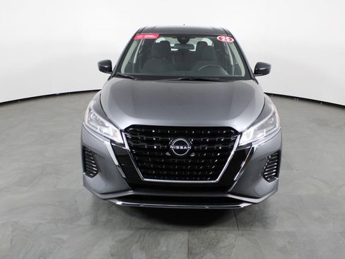 Certified 2025 Nissan Kicks Play S FWD image 14