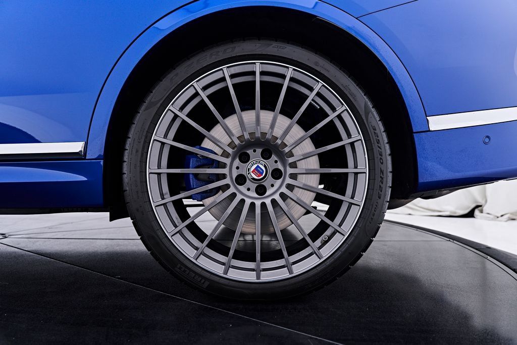 Used 2025 BMW ALPINA XB7 AWD/4WD image 29
