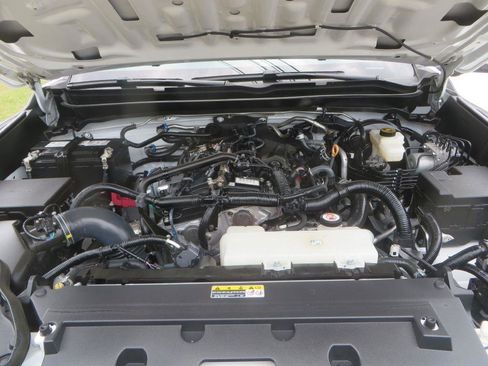 Used 2024 Toyota Tacoma TRD Off-Road AWD/4WD image 28
