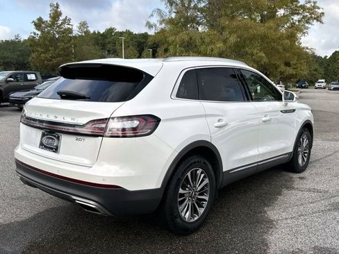 Used 2020 Lincoln Nautilus FWD w/ Equipment Group 101A image 3