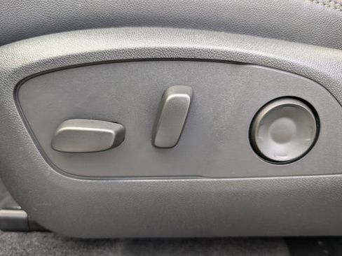 New 2026 Chevrolet Traverse High Country image 16