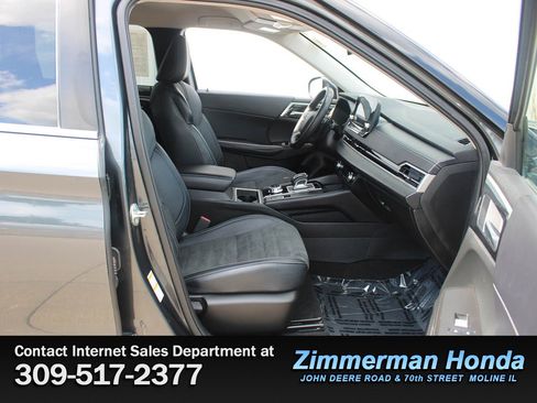Used 2024 Mitsubishi Outlander SE AWD/4WD image 20