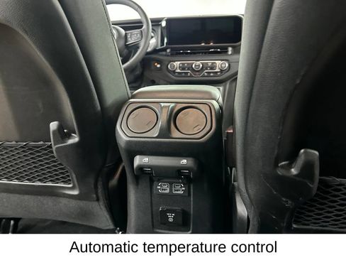 Used 2025 Jeep Wrangler Unlimited Rubicon 4xe w/ Safety Group AWD/4WD image 26