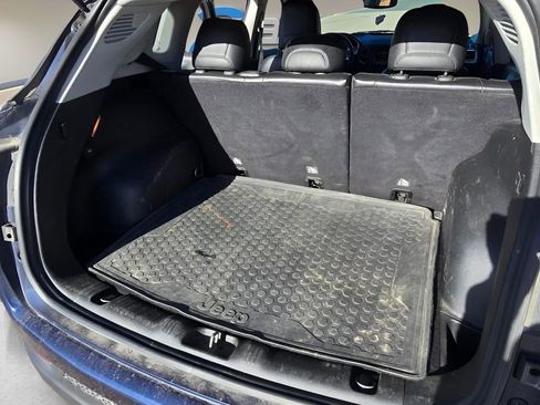 Used 2018 Jeep Compass Latitude w/ Popular Equipment Group image 30