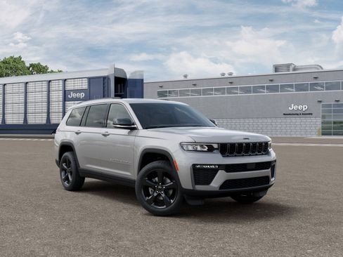 New 2026 Jeep Grand Cherokee L Limited AWD/4WD image 40