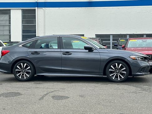Used 2023 Honda Civic EX image 3