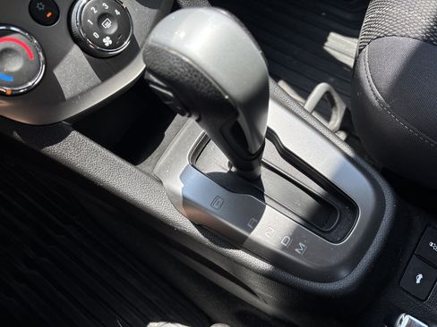 Used 2019 Chevrolet Sonic LT FWD image 23