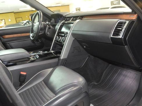 Used 2018 Land Rover Discovery HSE Luxury AWD/4WD image 25