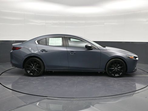 Used 2022 MAZDA MAZDA3 s FWD image 4