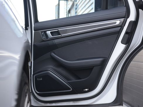 Certified 2023 Porsche Panamera Platinum Edition RWD image 29