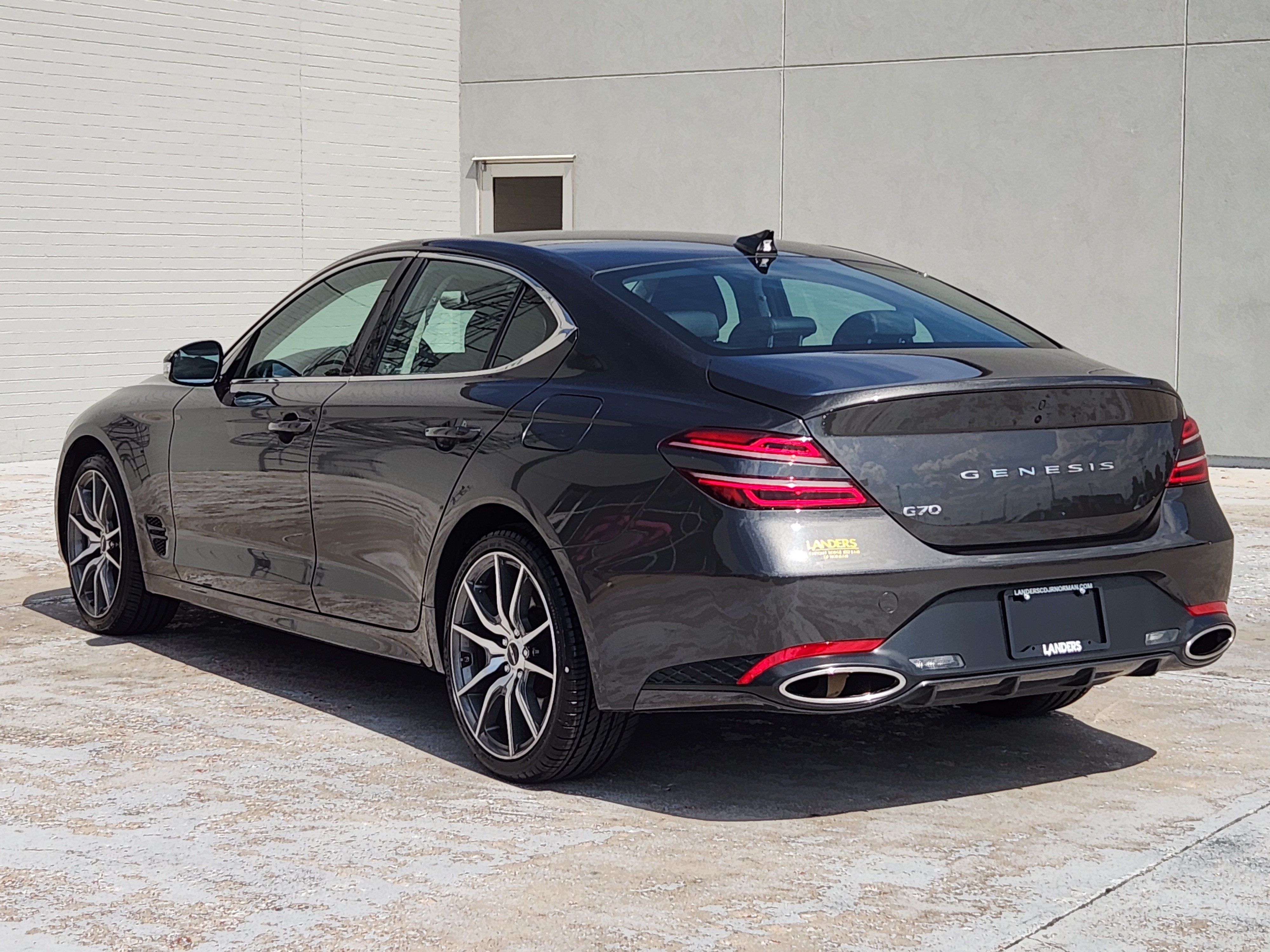 Used 2025 Genesis G70 2.5T RWD image 6