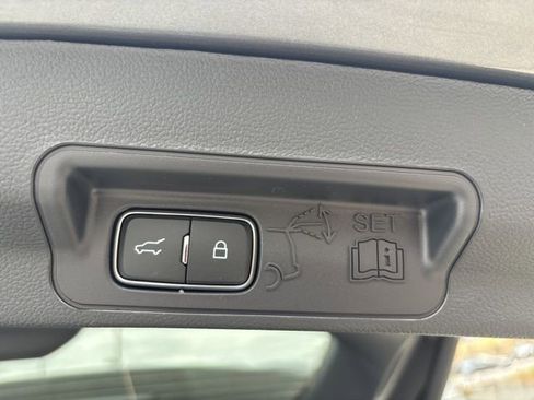 New 2026 Ford Explorer ST-Line image 32