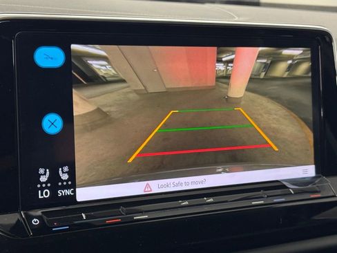 New 2026 Volkswagen Atlas Cross Sport SE image 27