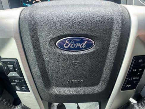 Used 2011 Ford F150 Platinum image 19