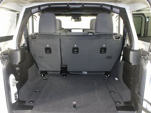 New 2026 Jeep Wrangler Unlimited Rubicon image 17