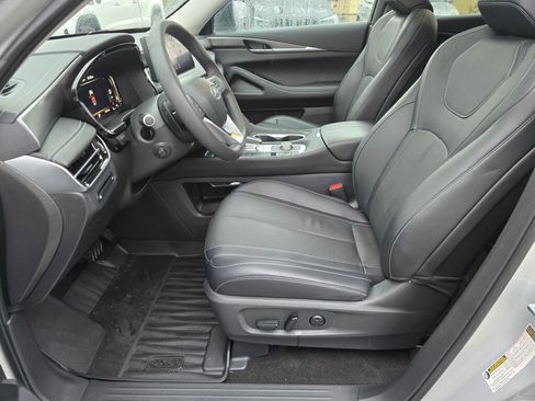 Used 2023 INFINITI QX60 Luxe image 22