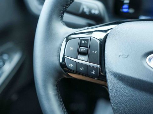 Used 2023 Ford Escape Active image 32