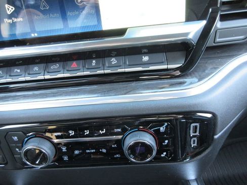 New 2026 Chevrolet Silverado 1500 LTZ w/ LTZ Premium Package AWD/4WD image 34