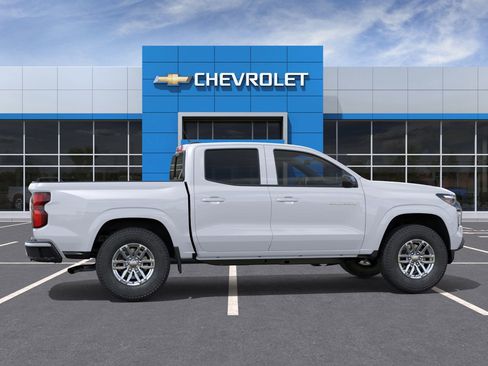 New 2026 Chevrolet Colorado LT w/ LT Convenience Package AWD/4WD image 5
