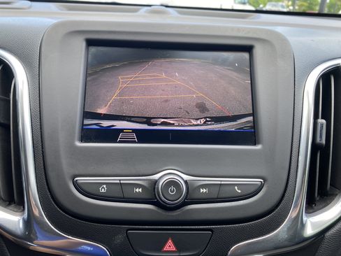 Used 2020 Chevrolet Equinox LT FWD image 28