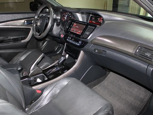 Used 2016 Honda Accord EX-L image 27