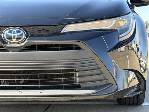 Certified 2024 Toyota Corolla LE image 9
