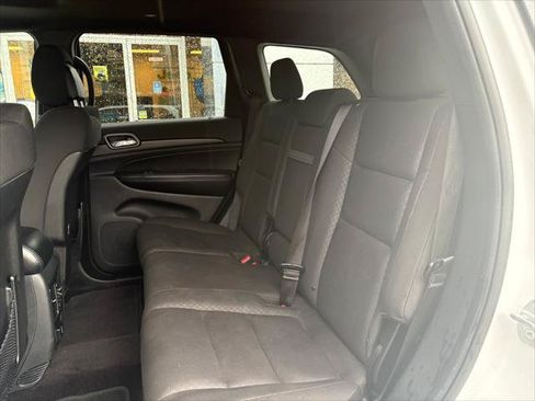Certified 2018 Jeep Grand Cherokee Laredo AWD/4WD image 13