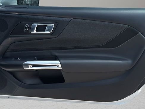 Used 2024 Ford Mustang Coupe RWD image 9