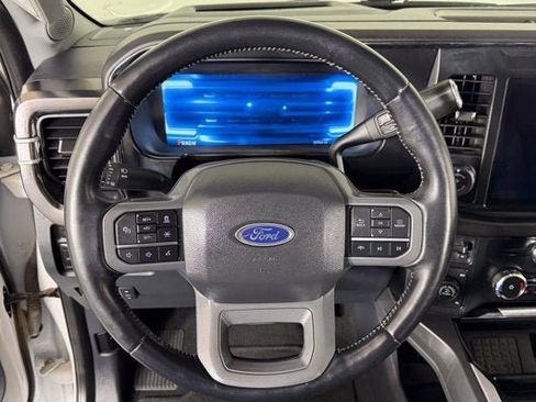 Used 2023 Ford F250 Lariat w/ Lariat Ultimate Package AWD/4WD image 9