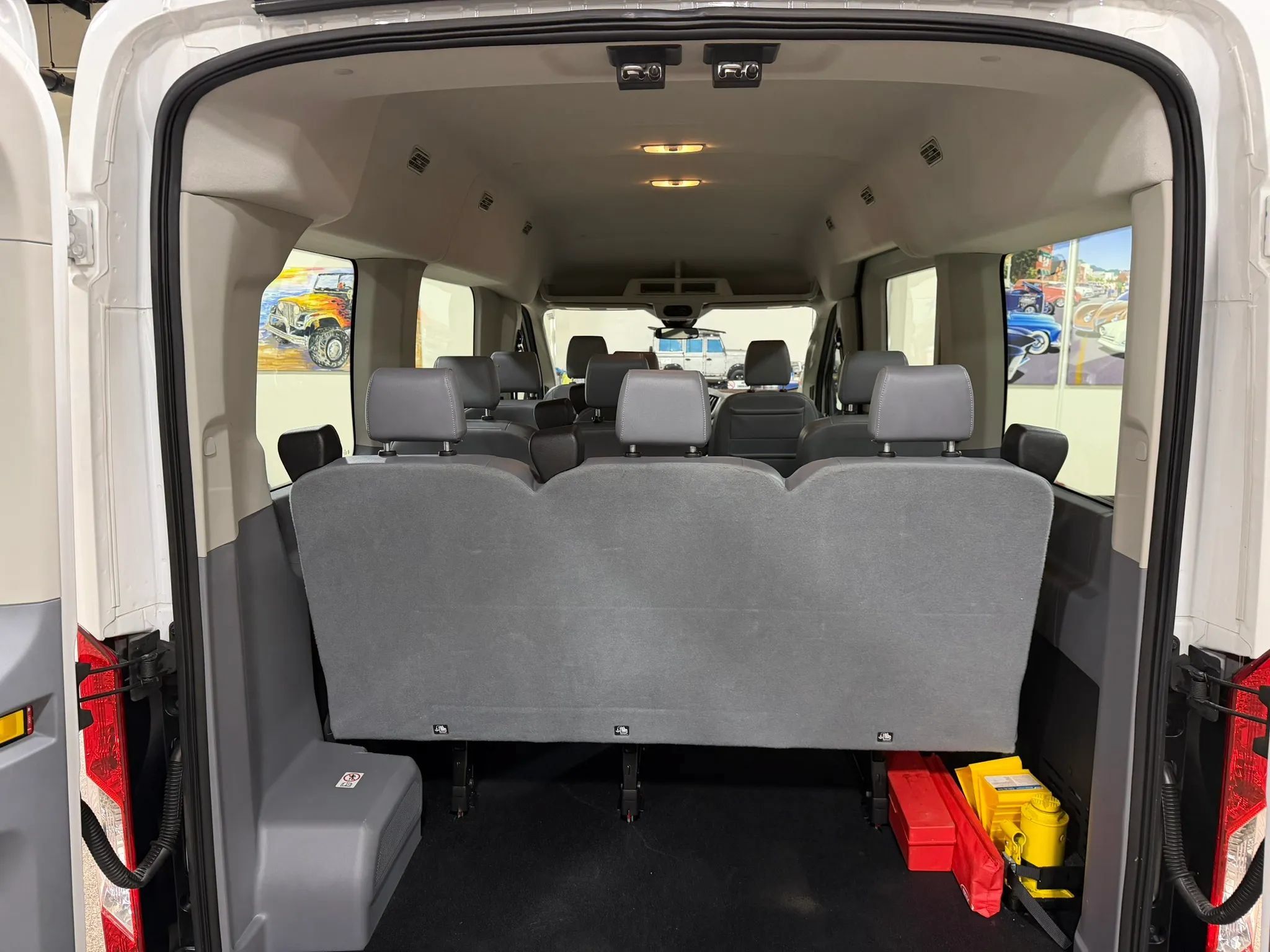 Used 2018 Ford Transit 150 XL RWD image 23