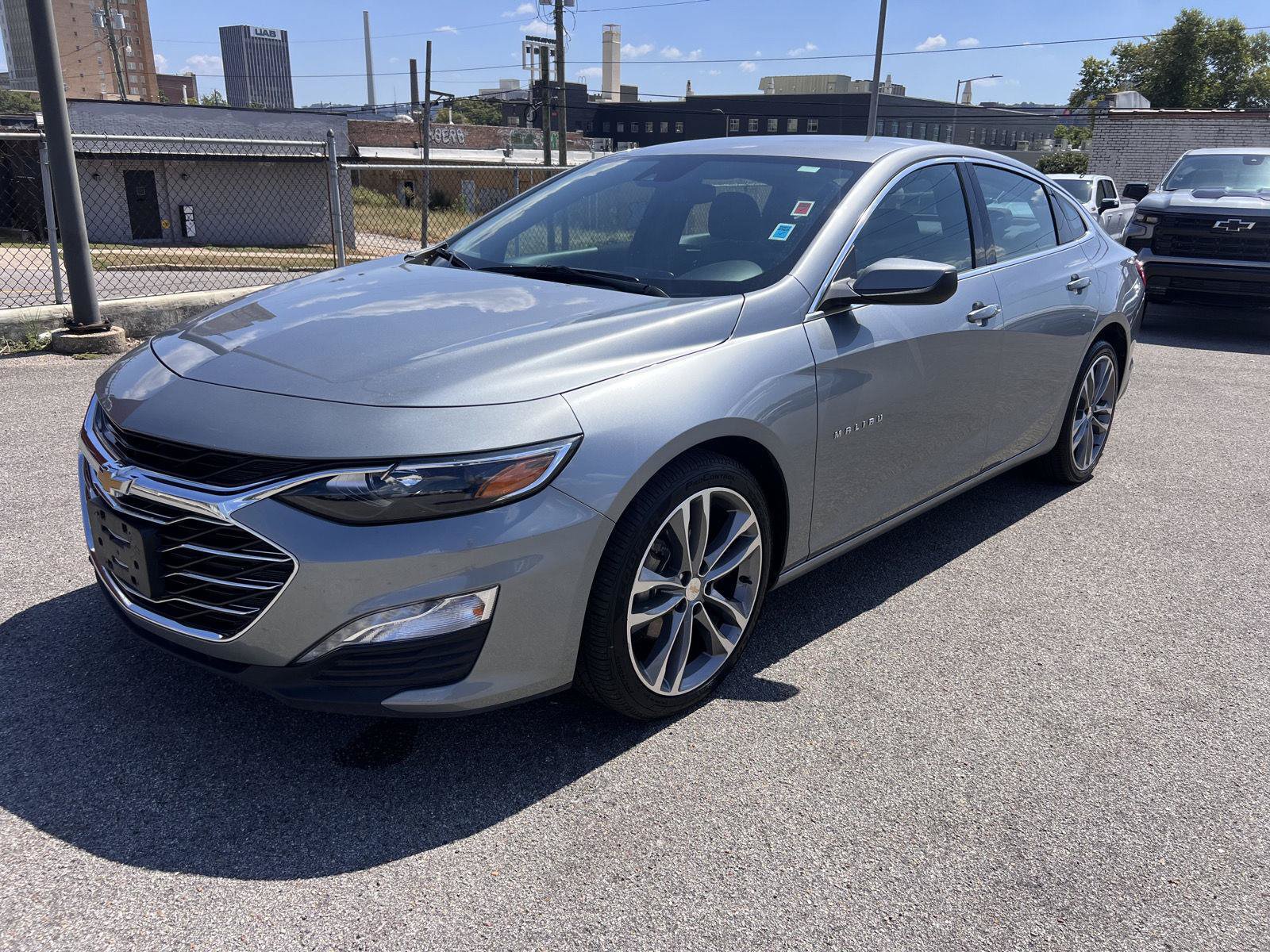 Used 2025 Chevrolet Malibu LT FWD image 27