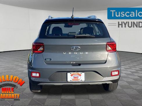 New 2026 Hyundai Venue SEL image 8