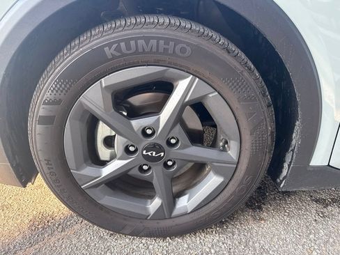 Used 2025 Kia K4 FWD image 9