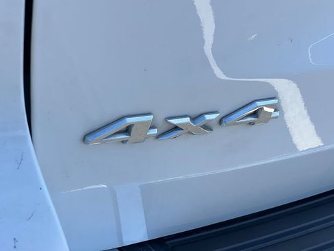 Used 2019 Jeep Grand Cherokee Limited w/ Luxury Group II AWD/4WD image 13