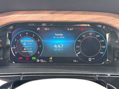 New 2026 Volkswagen Atlas SE FWD image 13