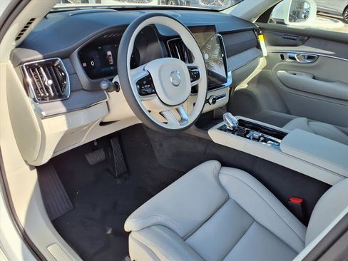 New 2026 Volvo XC90 B6 Ultra image 12