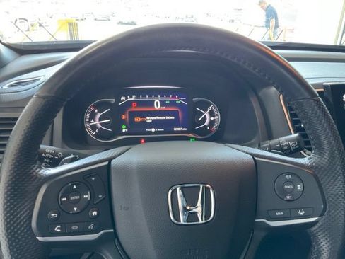 Certified 2024 Honda Passport EX-L image 8
