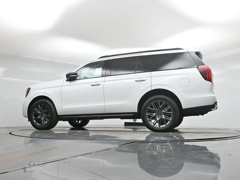 New 2026 Ford Expedition Platinum image 51