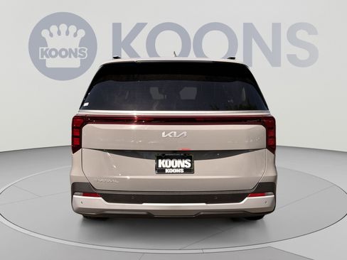 New 2026 Kia Carnival EX FWD image 10