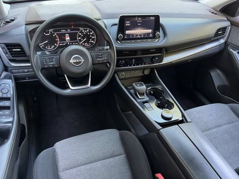 Used 2023 Nissan Rogue SV AWD/4WD image 24