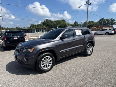 Used 2016 Jeep Grand Cherokee Laredo w/ Quick Order Package 23E AWD/4WD image 3