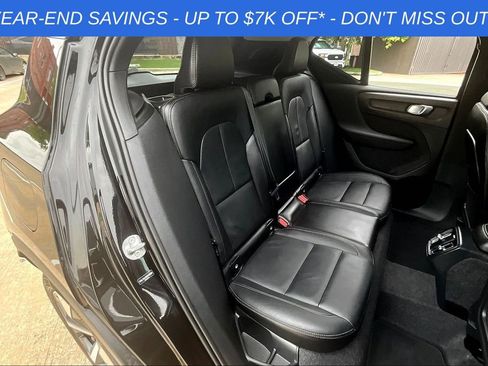 Used 2025 Volvo XC40 B5 Core w/ Protection Package Premier image 16