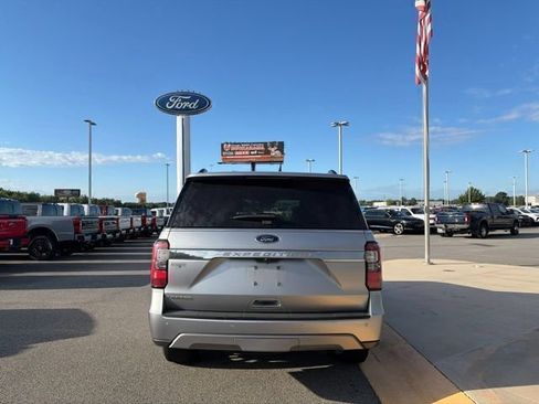 Used 2020 Ford Expedition Limited RWD image 4