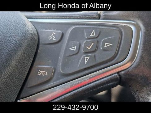 Used 2021 Chevrolet Equinox LT w/ Driver Convenience Package FWD image 24